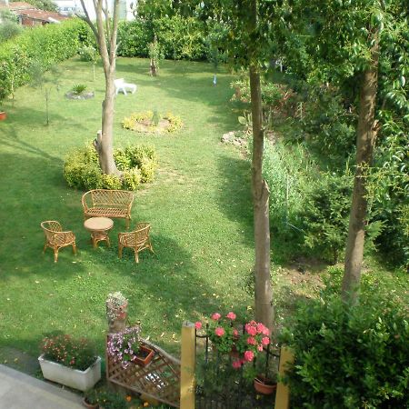Al Piano Di Sopra Bed & Breakfast มาสซาโรซา ภายนอก รูปภาพ